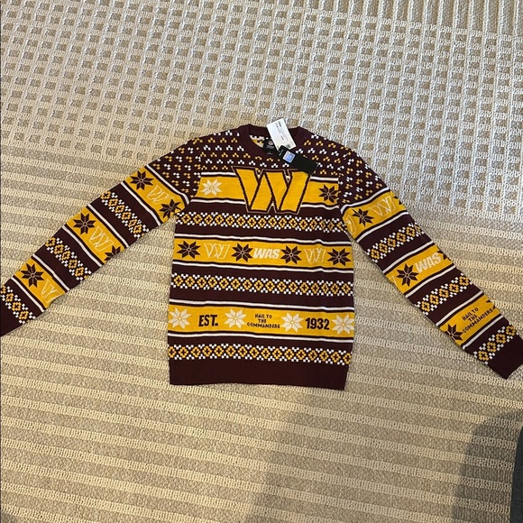 NFL Washington Commanders - Picture 2 of 7